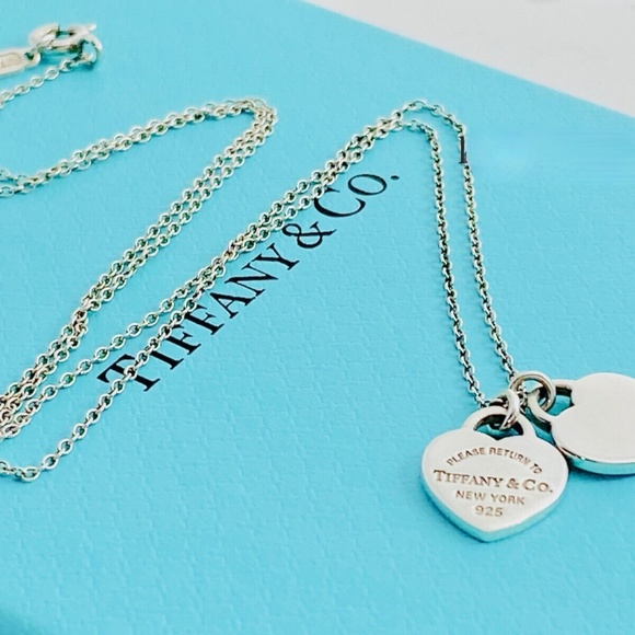 Tiffany & Co. Double RTT Mini Heart Necklace - Picture 4 of 6